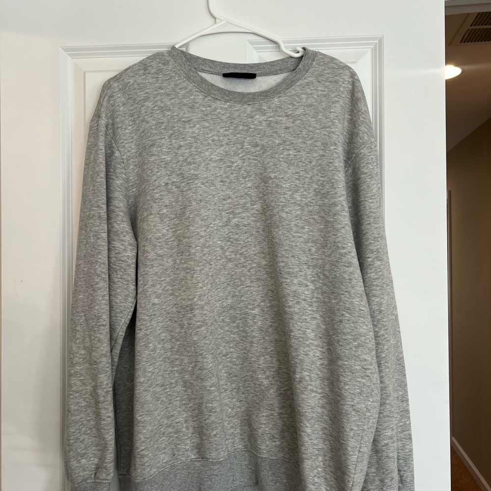 Men's Gray crewneck